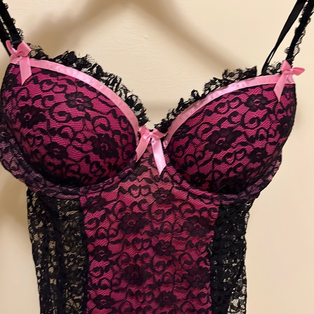 Victoria’s Secret VerySexy Black Lace fuchsia BabyDoll pink Bows